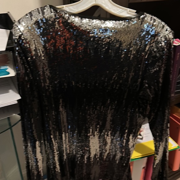 Slinky sparkling top - Picture 3 of 3